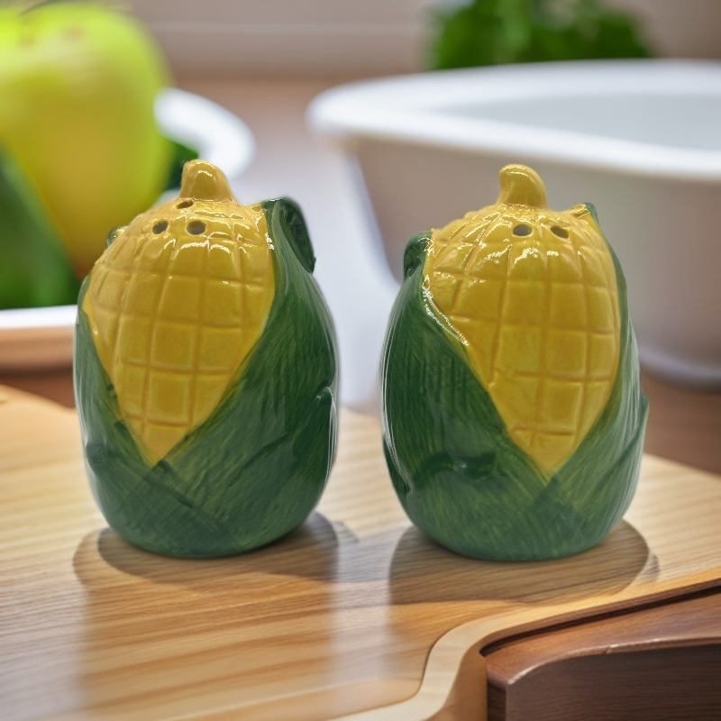 Corn Salt and Pepper Shakers, 2-Piece Ceramic Spice Jars, Cute Kitchen Decor, Novelty Gift for Christmas, Housewarming