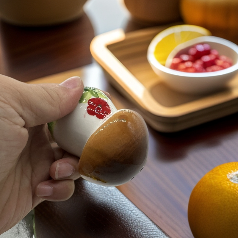 Mushroom Salt and Pepper Shakers, 2-Piece Ceramic Spice Jars, Cute Kitchen Decor, Novelty Gift for Christmas, Housewarming